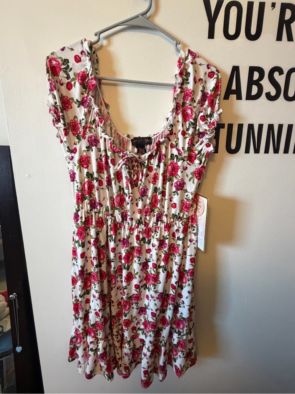 Floral Scoop-Neck Women’s Top - Cream with Pink Rose Print